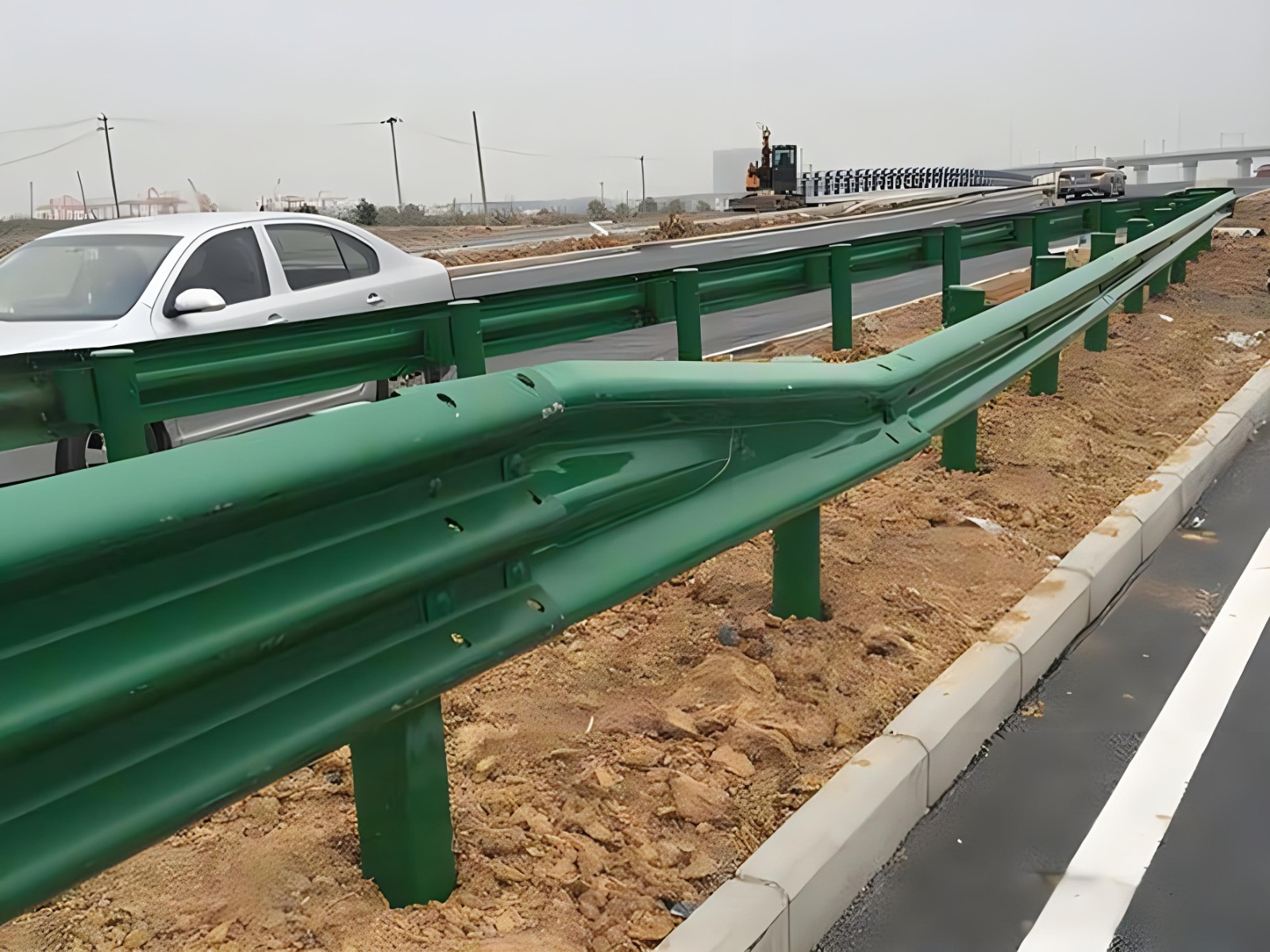 长春高速波形护栏板日常维护方案确保道路安全新举措